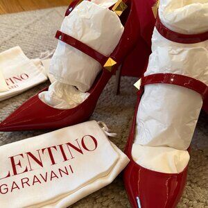 Valentino Garavani Red Patent Leather Pumps in 38